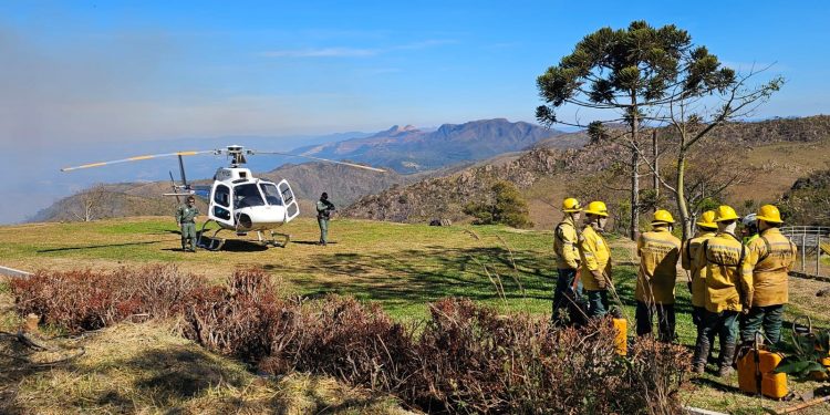 Governo de MG lança plano de combate a queimadas até 2031 com investimento de R$ 440 milhões